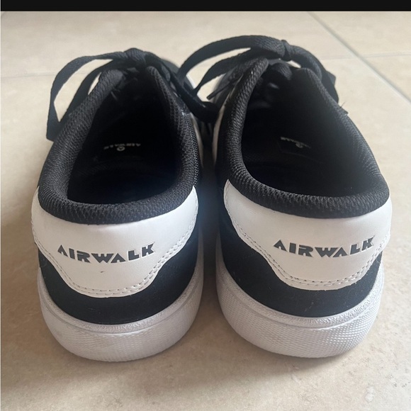 Men’s Airwalk Grip Sneakers- Size 10.5 - Picture 5 of 5
